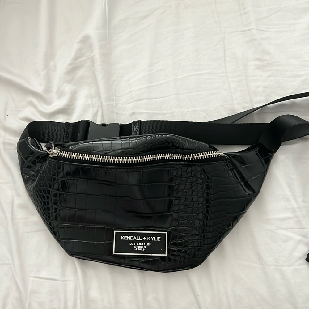 Black snake print Fanny pack